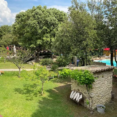 Logis La Bastide De Grignan Hotel & Restaurant 